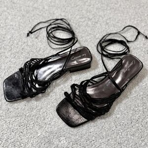 Circus NY Black Lace-Up Square Toe Wrap Sandals Size 9